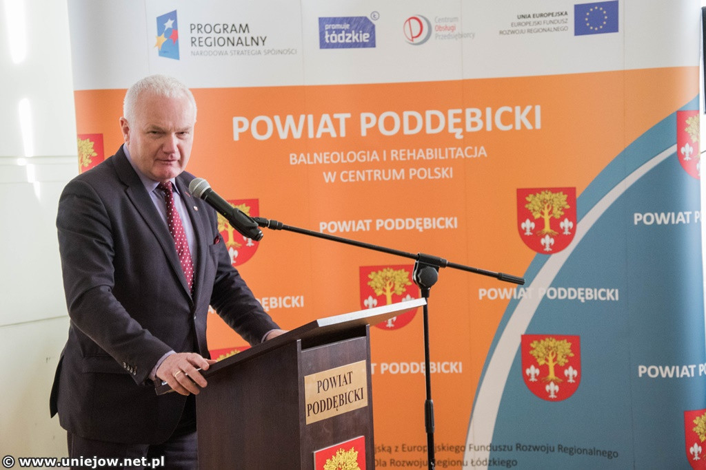 Wicemarszałek i eksperci mówili w starostwie o funduszach unijnych