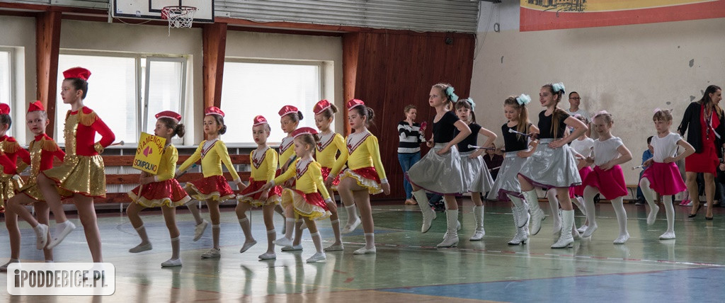 Mistrzostwa Mażoretek  w Poddębicach