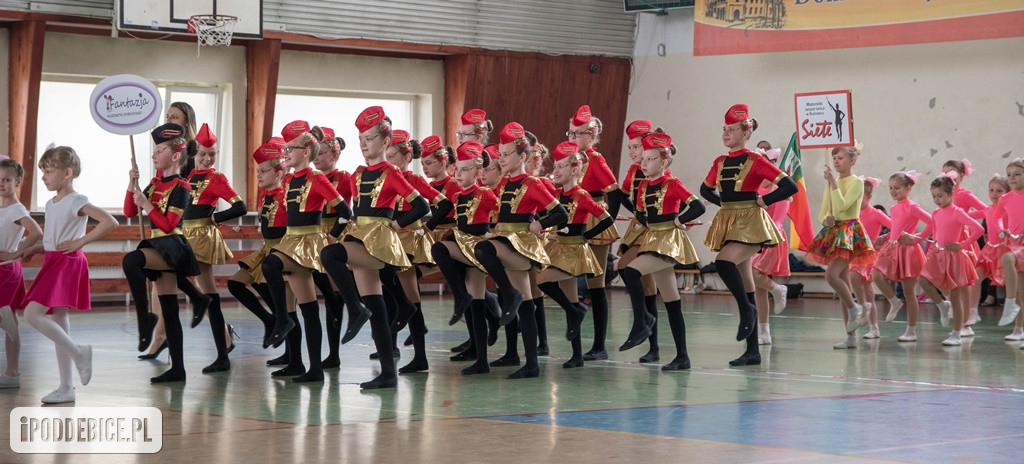 Mistrzostwa Mażoretek  w Poddębicach