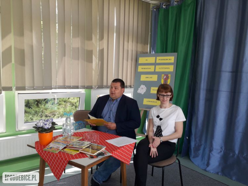 Maraton Czytania w bibliotece powiatowej
