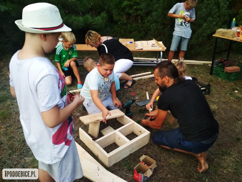 Powiatowy Piknik Rodzinny w Poddębicach