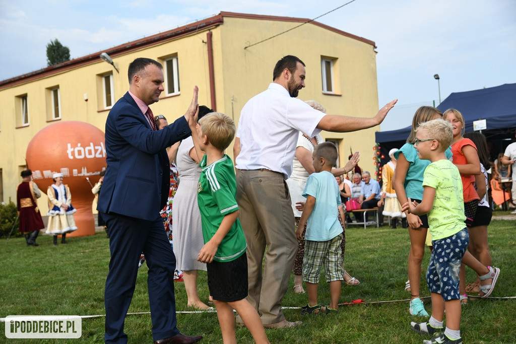 Powiatowy Piknik Rodzinny w Poddębicach