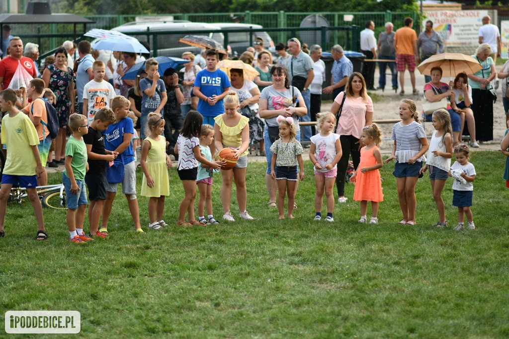 Powiatowy Piknik Rodzinny w Poddębicach