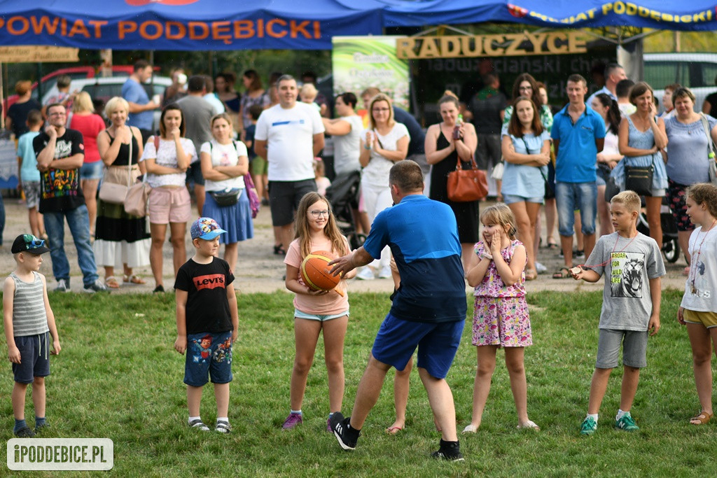 Powiatowy Piknik Rodzinny w Poddębicach