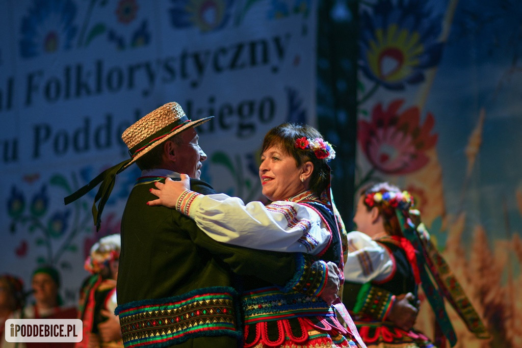 Festiwal Folklorystyczny Powiatu Poddębickiego w Wartkowicach