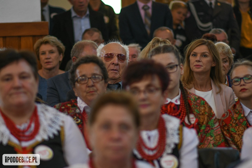 Dożynki Powiatu Poddębickiego w Wartkowicach