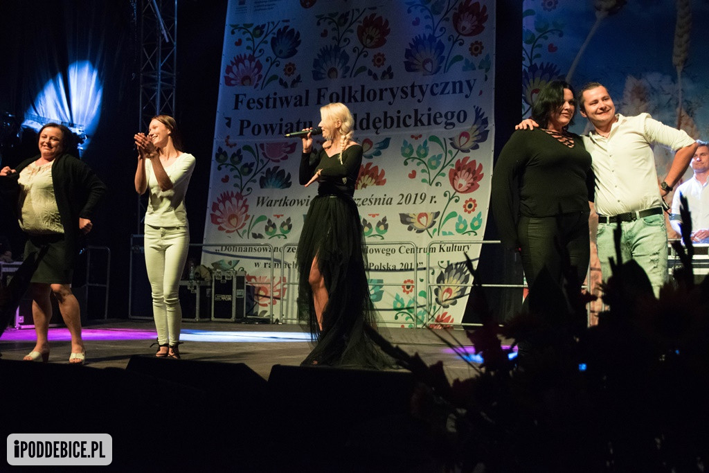 Łobuzy i Lider Dance - koncert w Wartkowicach
