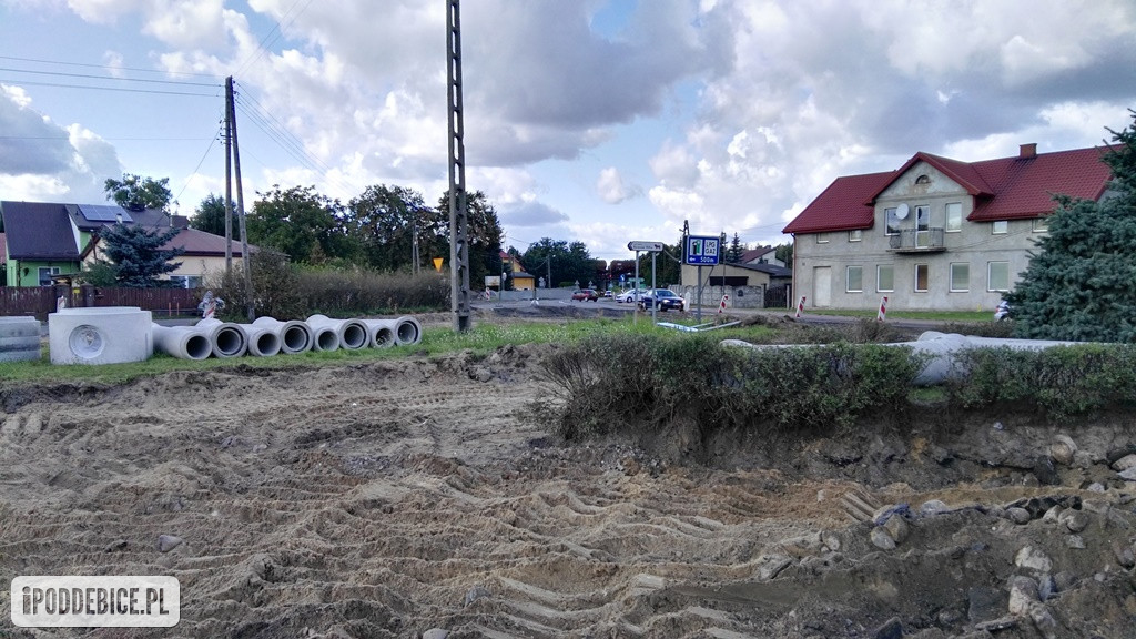 Budowa rond w Pradze k.Podddębic