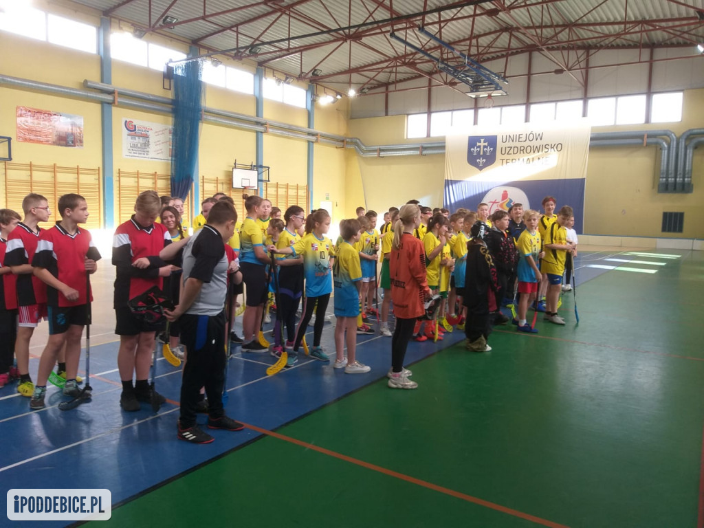 Powiatowe zawody w Unihokeja