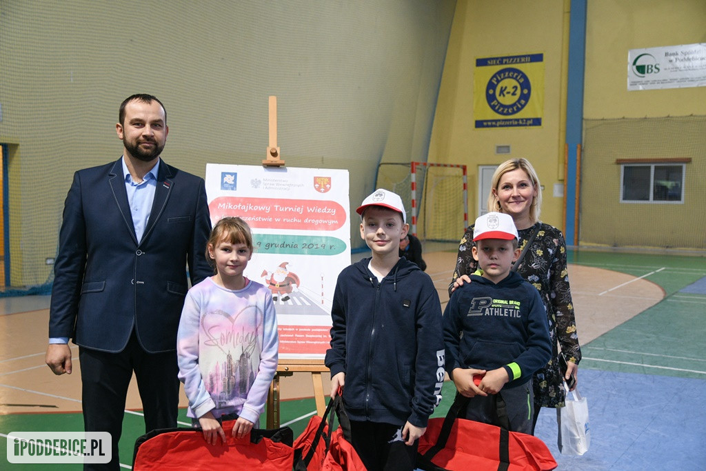 Mikołajkowy Turniej wiedzy o bezpieczeństwie w ruchu drogowym