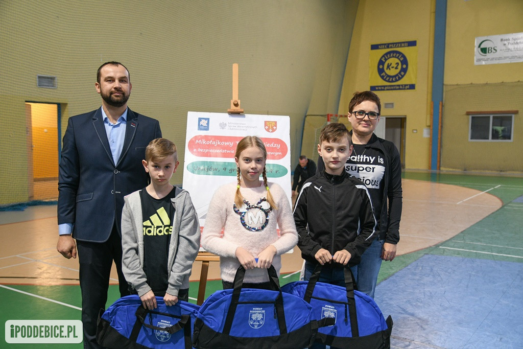 Mikołajkowy Turniej wiedzy o bezpieczeństwie w ruchu drogowym