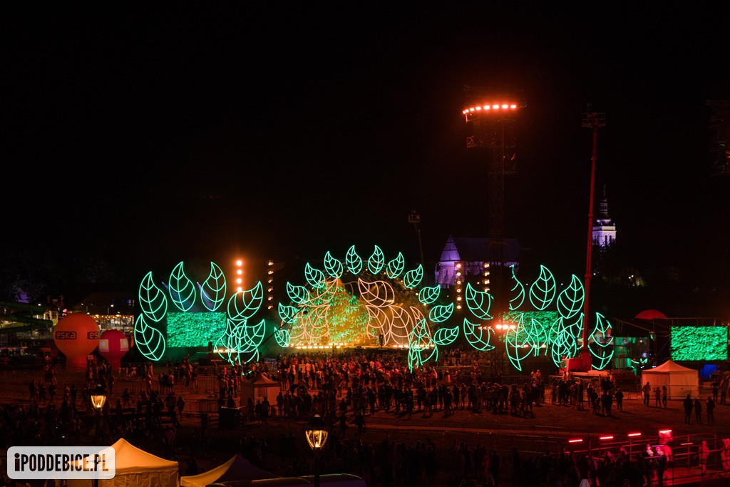 Earth Festival 2020