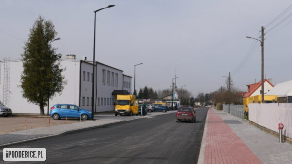 I etap przebudowy ul. Targowej w Poddębicach zakończony