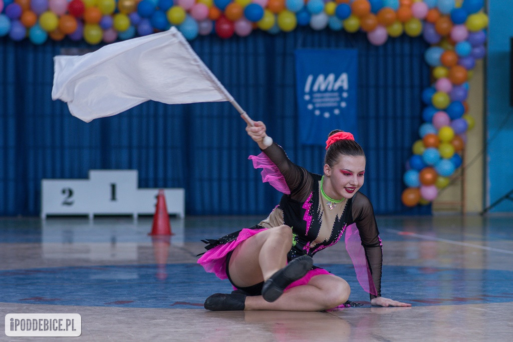 Mażoretki z Poddębic wracają z Mistrzostw Polski Środkowej z medalami [FOTO]
