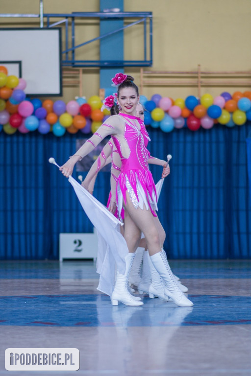 Mażoretki z Poddębic wracają z Mistrzostw Polski Środkowej z medalami [FOTO]
