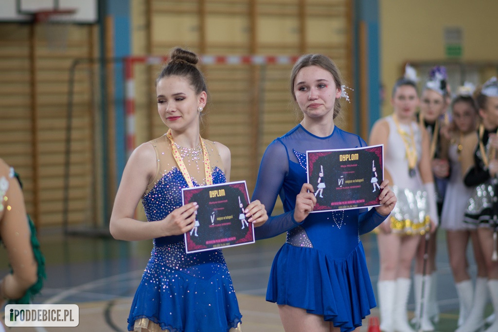 Mażoretki z Poddębic wracają z Mistrzostw Polski Środkowej z medalami [FOTO]