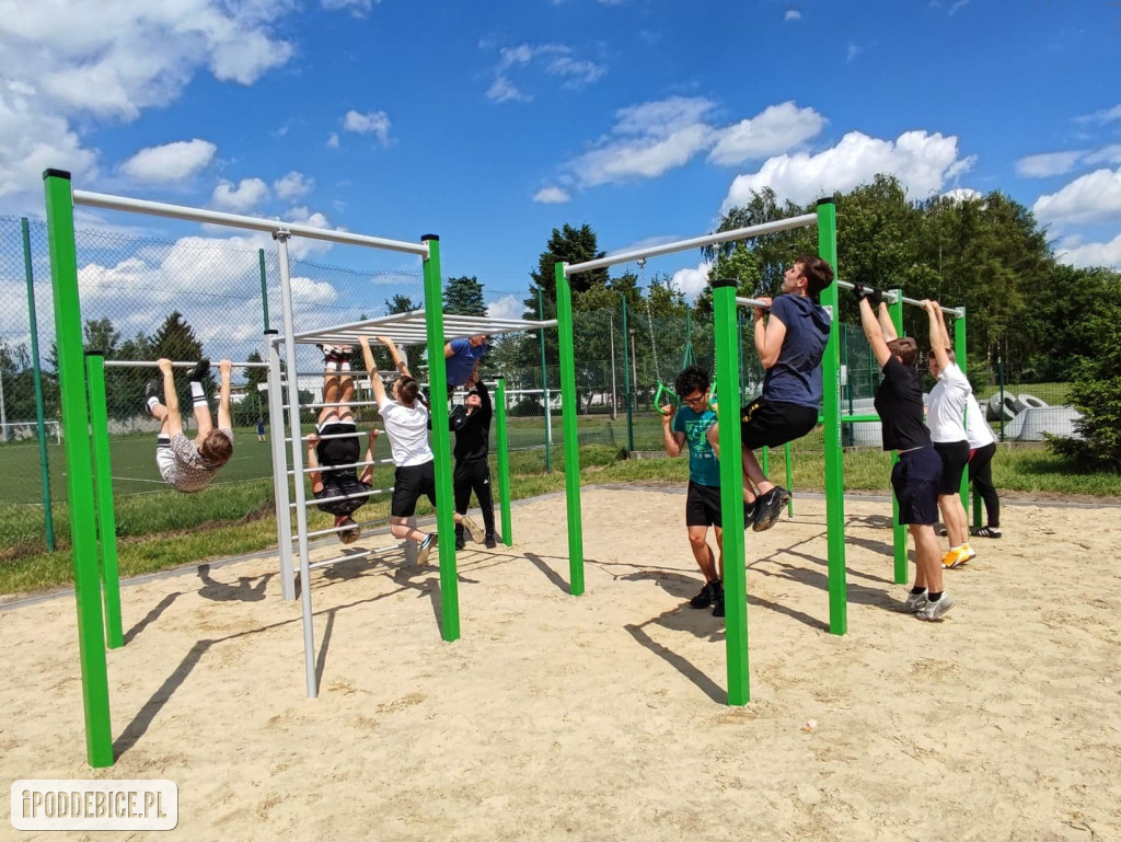 Pierwszy w Poddębicach park do street workout!