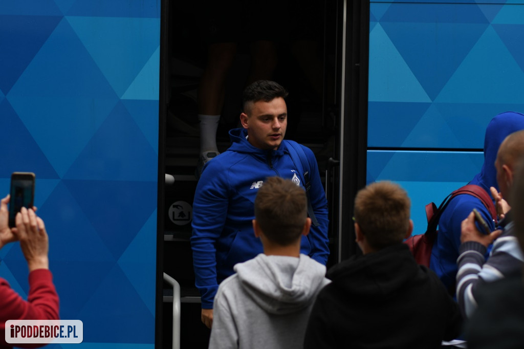 Tak w Uniejowie powitano piłkarzy Dynamo Kijów