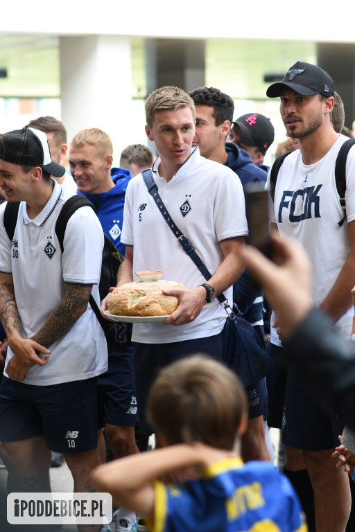 Tak w Uniejowie powitano piłkarzy Dynamo Kijów