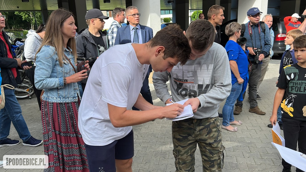 Tak w Uniejowie powitano piłkarzy Dynamo Kijów
