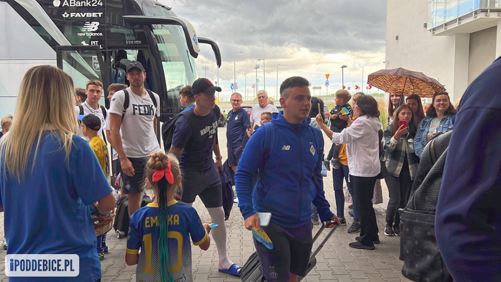 Tak w Uniejowie powitano piłkarzy Dynamo Kijów