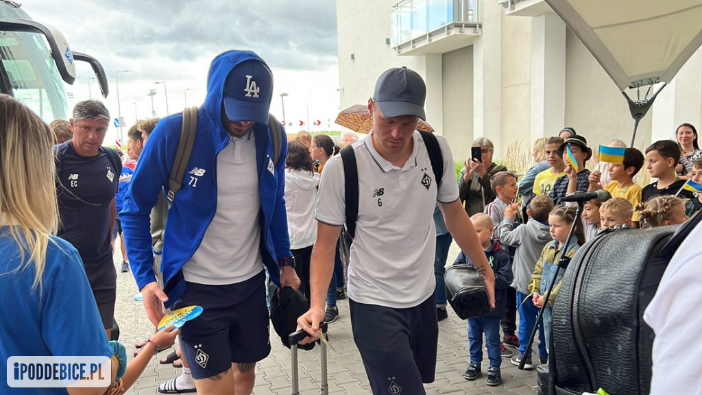 Tak w Uniejowie powitano piłkarzy Dynamo Kijów