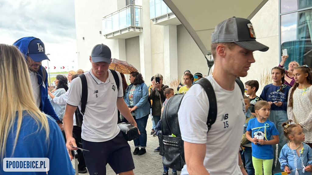 Tak w Uniejowie powitano piłkarzy Dynamo Kijów
