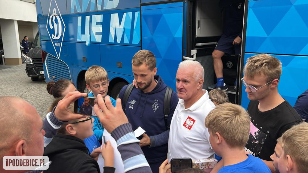 Tak w Uniejowie powitano piłkarzy Dynamo Kijów