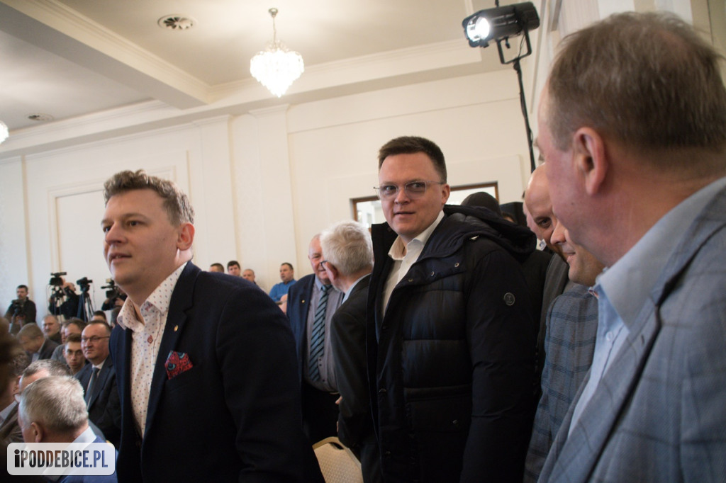 Szymon Hołownia i Władysław Kosiniak-Kamysz w Poddębicach. Zobacz