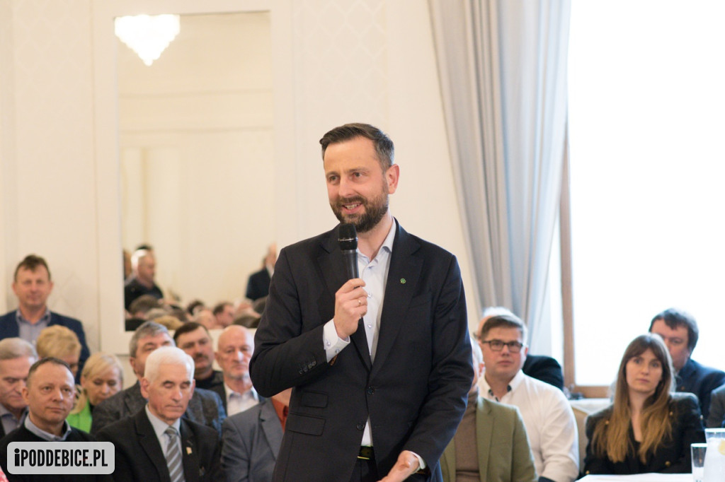 Szymon Hołownia i Władysław Kosiniak-Kamysz w Poddębicach. Zobacz