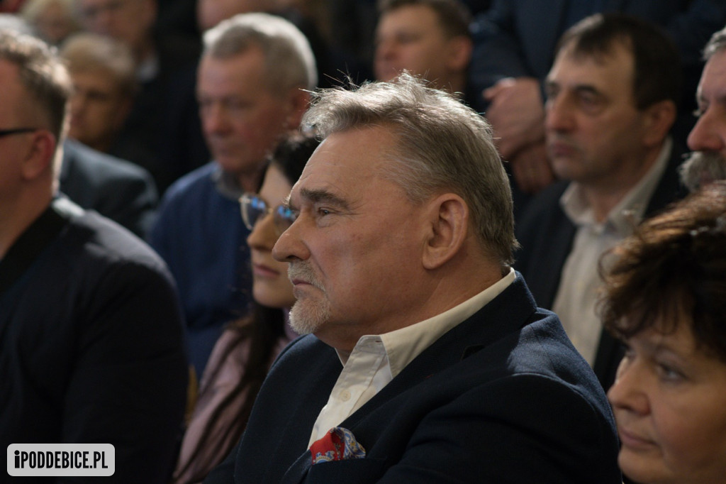 Szymon Hołownia i Władysław Kosiniak-Kamysz w Poddębicach. Zobacz