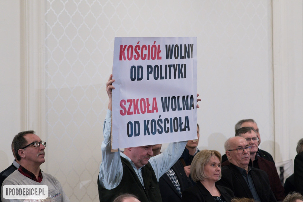Szymon Hołownia i Władysław Kosiniak-Kamysz w Poddębicach. Zobacz
