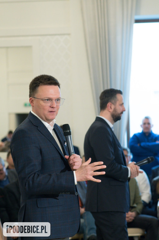 Szymon Hołownia i Władysław Kosiniak-Kamysz w Poddębicach. Zobacz