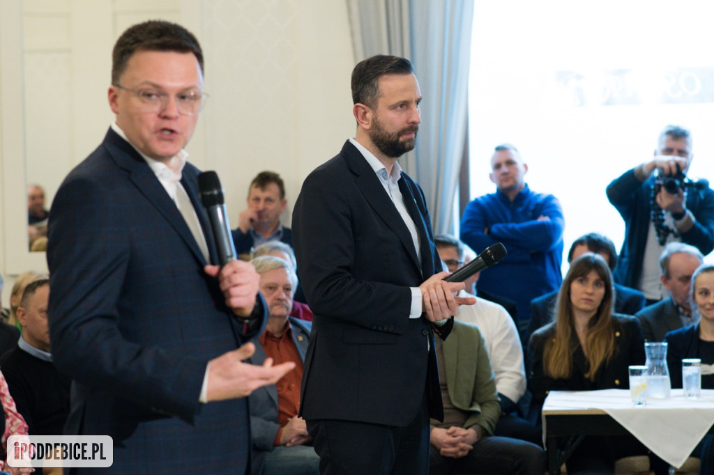Szymon Hołownia i Władysław Kosiniak-Kamysz w Poddębicach. Zobacz