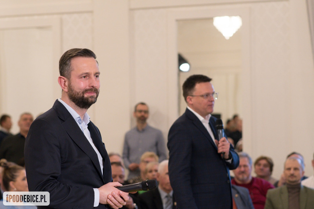 Szymon Hołownia i Władysław Kosiniak-Kamysz w Poddębicach. Zobacz