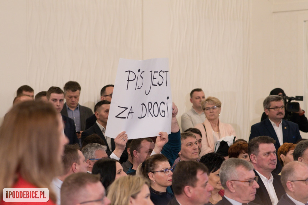 Szymon Hołownia i Władysław Kosiniak-Kamysz w Poddębicach. Zobacz