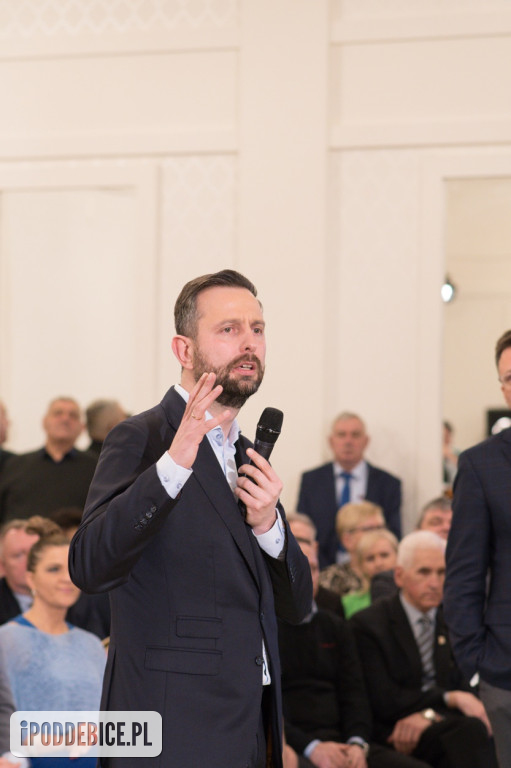 Szymon Hołownia i Władysław Kosiniak-Kamysz w Poddębicach. Zobacz