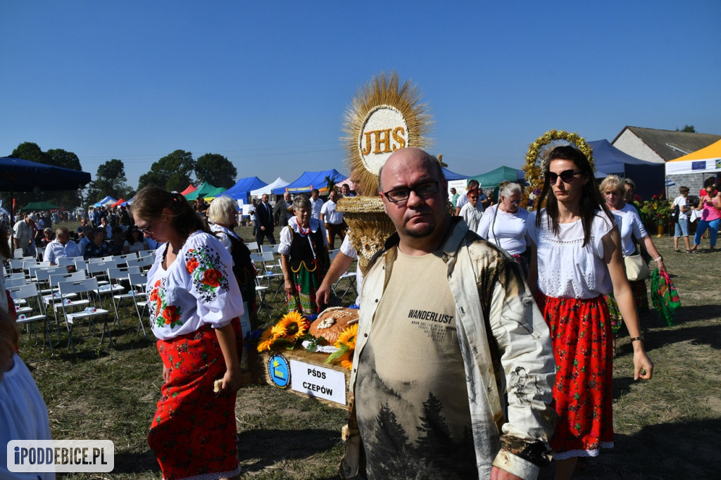 XI Dożynki Powiatu Poddębickiego w Brodni
