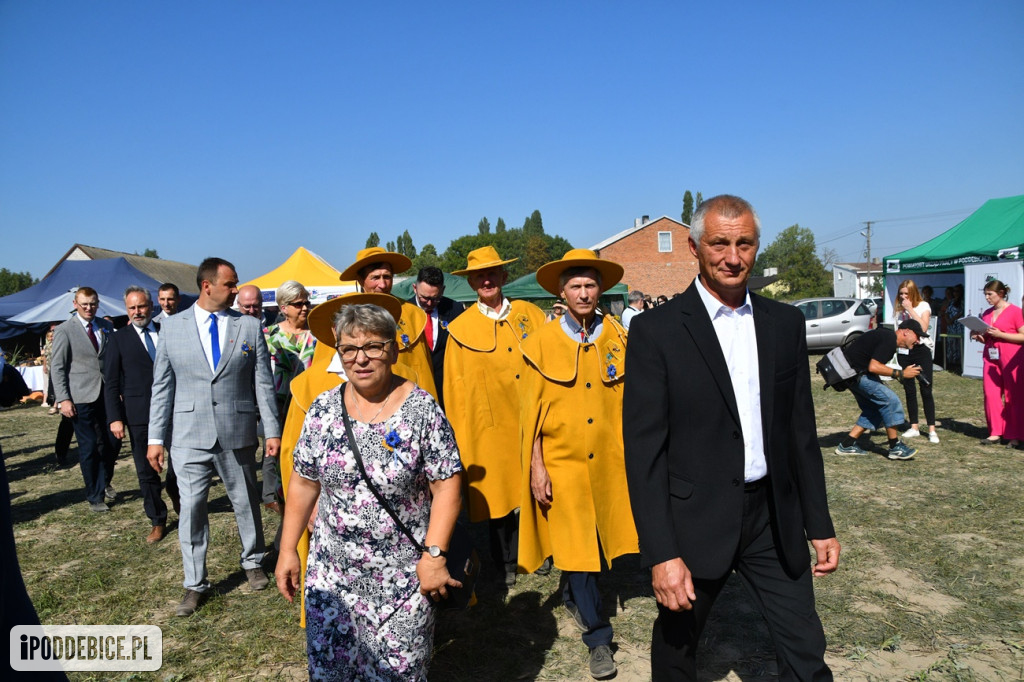 XI Dożynki Powiatu Poddębickiego w Brodni