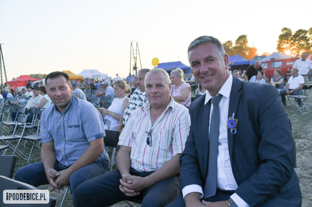 Magic of the Queen, Samokhin Band i Topky na dożynkowej scenie