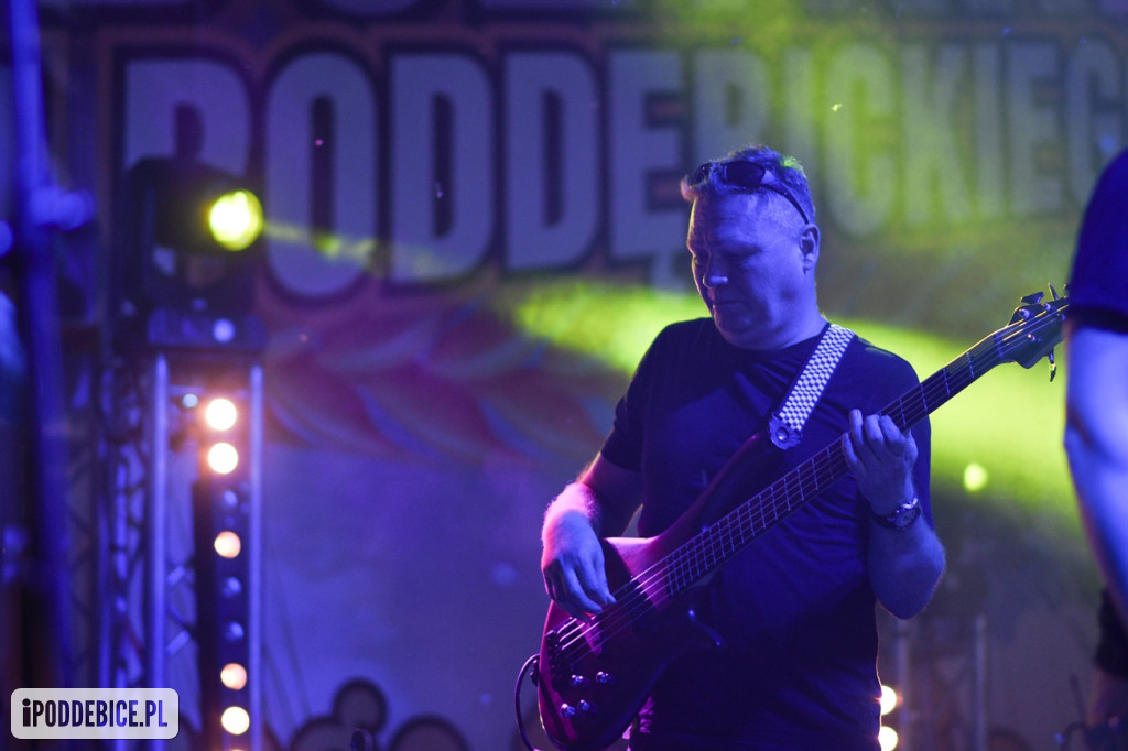 Magic of the Queen, Samokhin Band i Topky na dożynkowej scenie