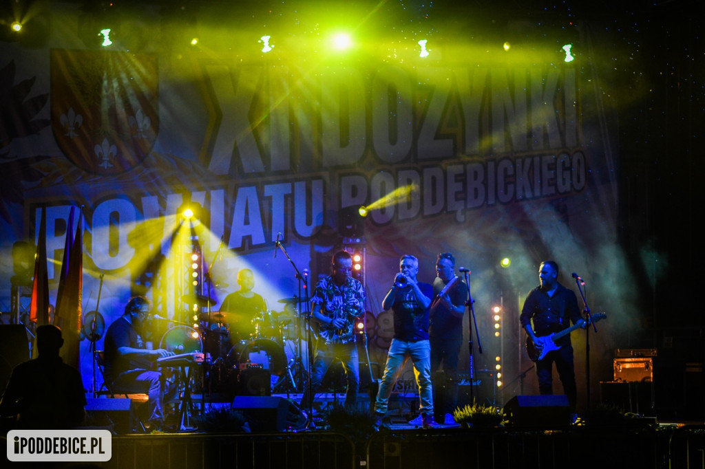 Magic of the Queen, Samokhin Band i Topky na dożynkowej scenie
