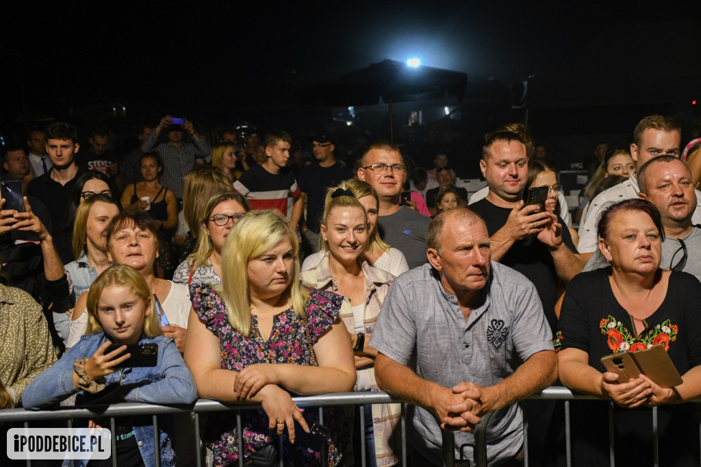 Magic of the Queen, Samokhin Band i Topky na dożynkowej scenie