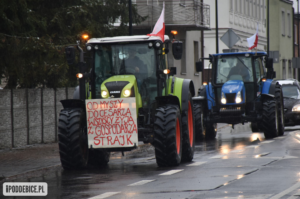 Rolnicy znowu strajkują w Poddębicach