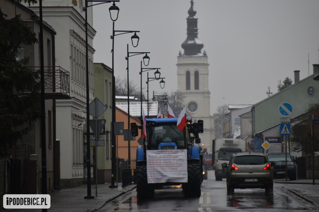 Rolnicy znowu strajkują w Poddębicach