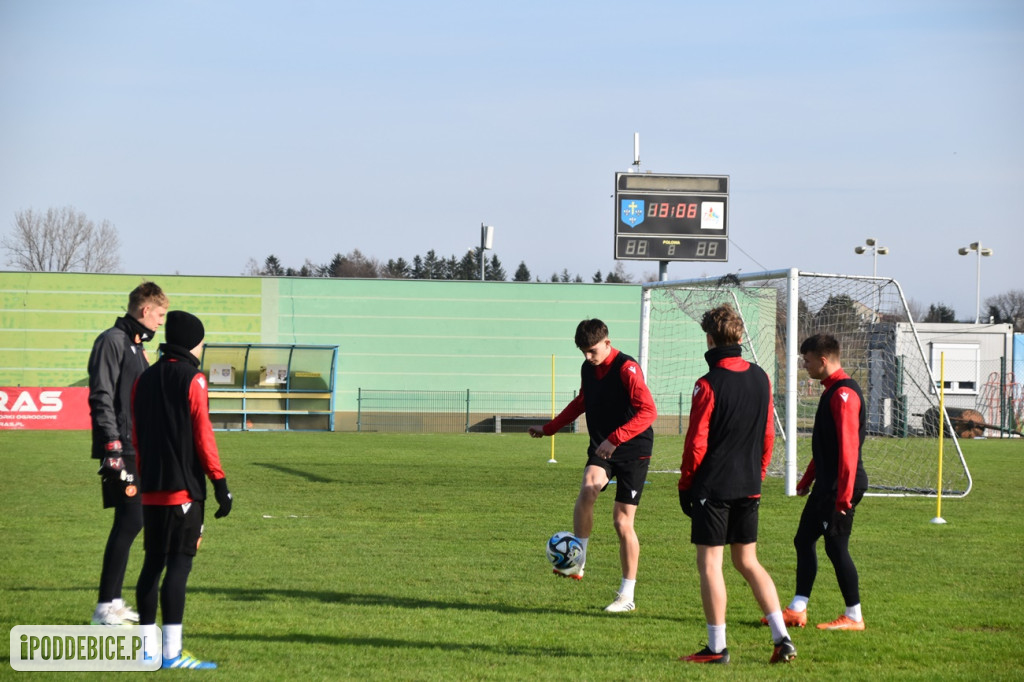 Widzew trenuje w Uniejowie przed derbami