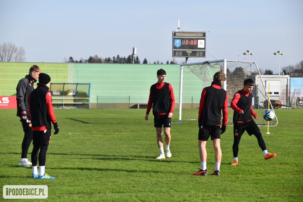 Widzew trenuje w Uniejowie przed derbami