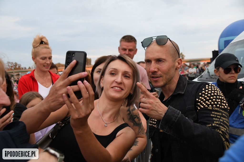 Mezo, Margaret i lokalni wykonawcy na Pikniku z Województwem Łódzkim w Uniejowie