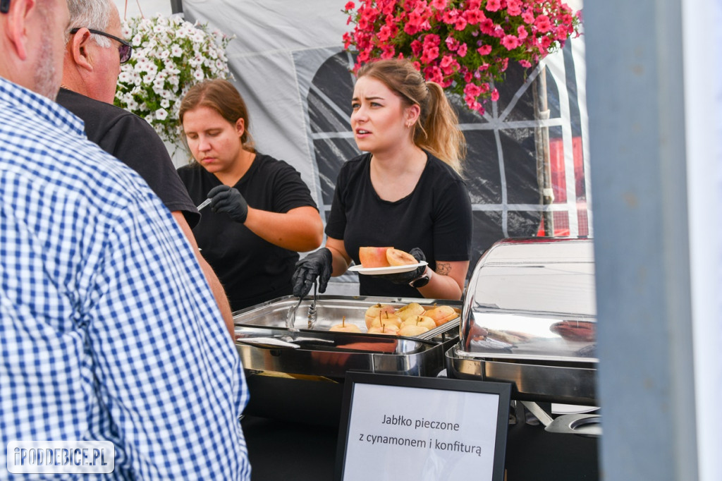 Mezo, Margaret i lokalni wykonawcy na Pikniku z Województwem Łódzkim w Uniejowie