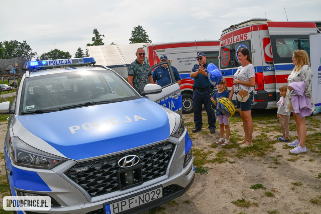 Mezo, Margaret i lokalni wykonawcy na Pikniku z Województwem Łódzkim w Uniejowie